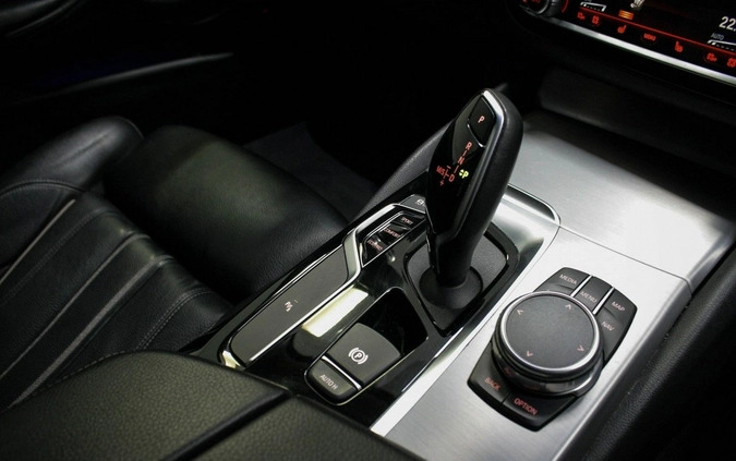 BMW Seria 5 cena 139900 przebieg: 97000, rok produkcji 2018 z Orzysz małe 326